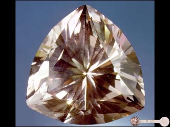 Морганит  (разн. берилла) (Morganite)
