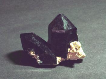 Морион  (разн. кварца) (Smoky Quartz)