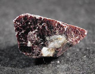 Даналит (Danalite)