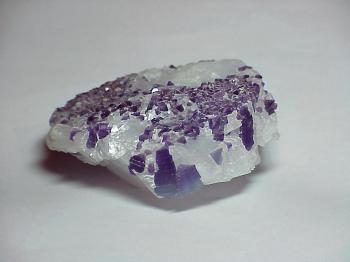 Амезит хромовый  или  Хромамезит (Chrom Amesite)