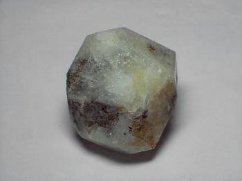 Анальцим (Analcime)