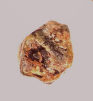 Микролит или Гаддамит (Microlite)