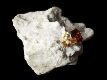 Гиацинт  (красно-оранжевых оттенков  циркон) (Honey, Orange-red Zircon)