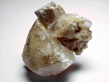 Доломит (Dolomite)