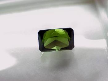 Корнерупин (Kornerupine)