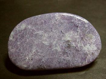 Лепидолит (Lepidolite)